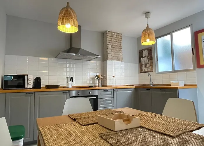 2 Terraza Free Wifi فالنسيا